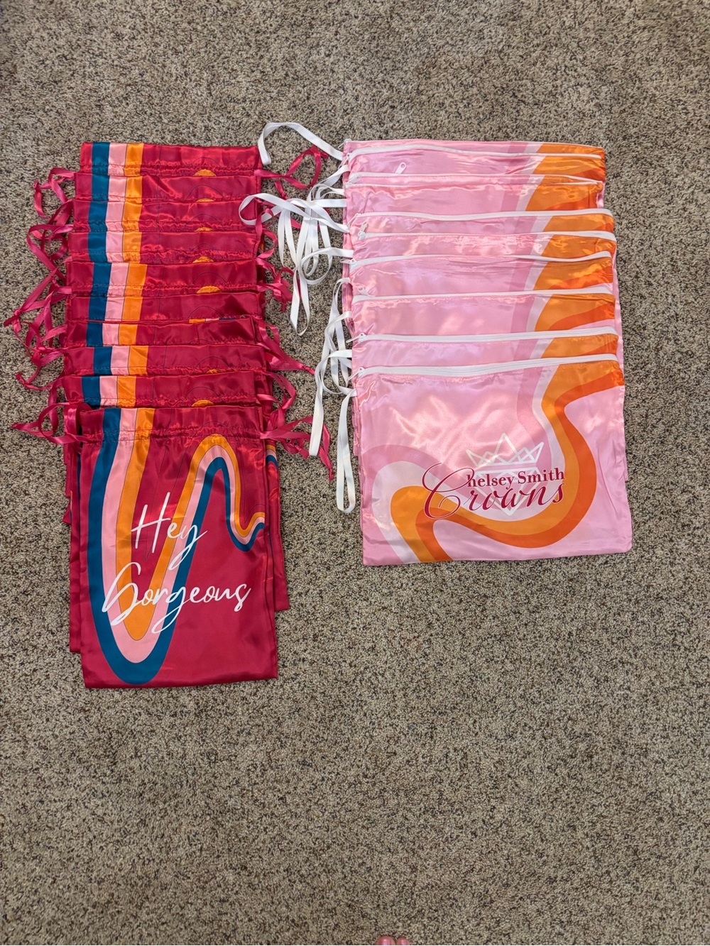 20 silk wig bags - Chelsey Smith Crowns Pink/Red Set